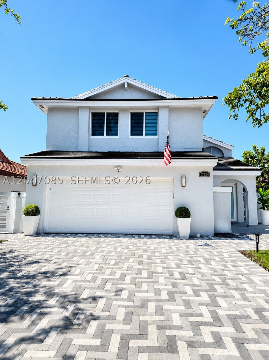 17324 NW 63rd Ave, Hialeah FL 33015