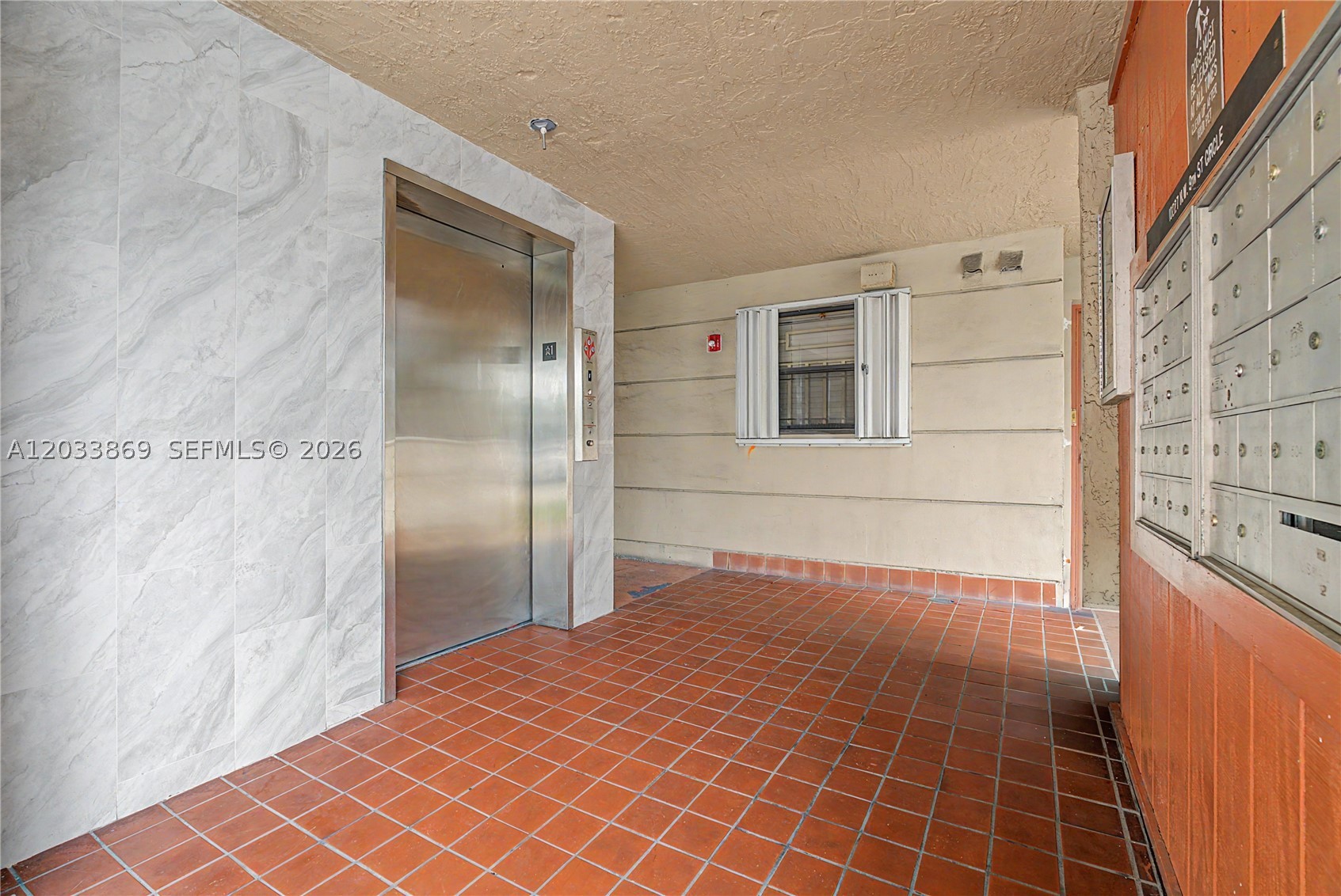 10227 NW 9th St Cir 206-3