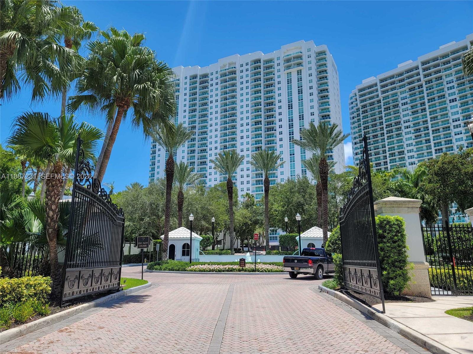 THE PENINSULA CONDO - Residential