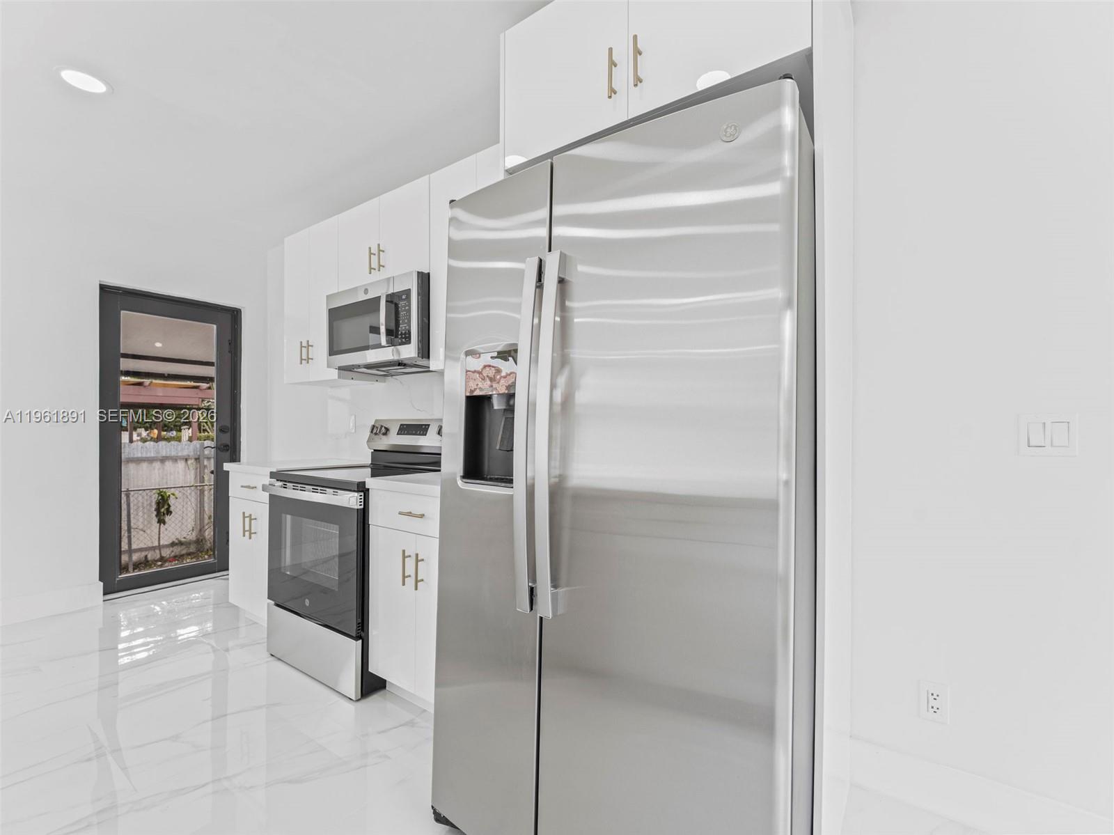 GILBERT SUB - Residential