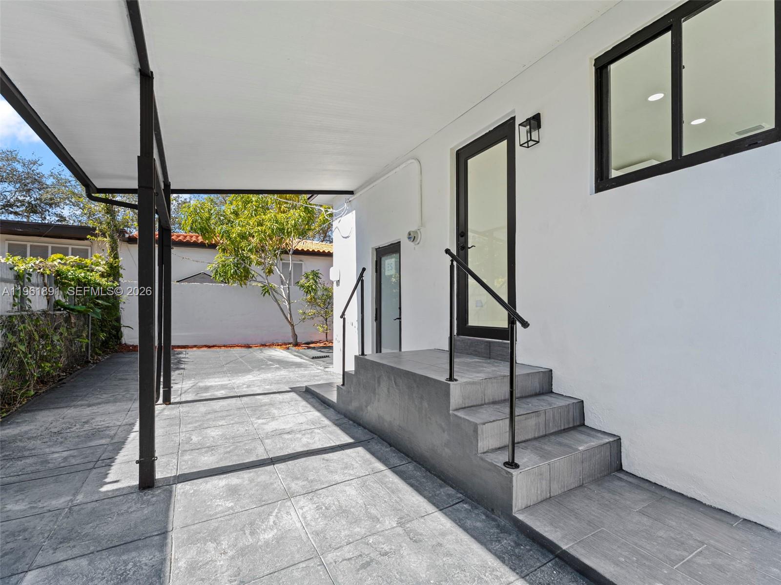 GILBERT SUB - Residential