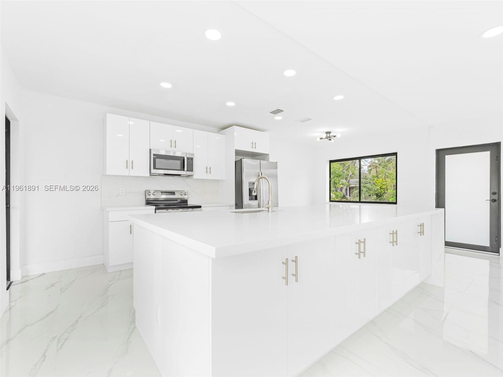 GILBERT SUB - Residential