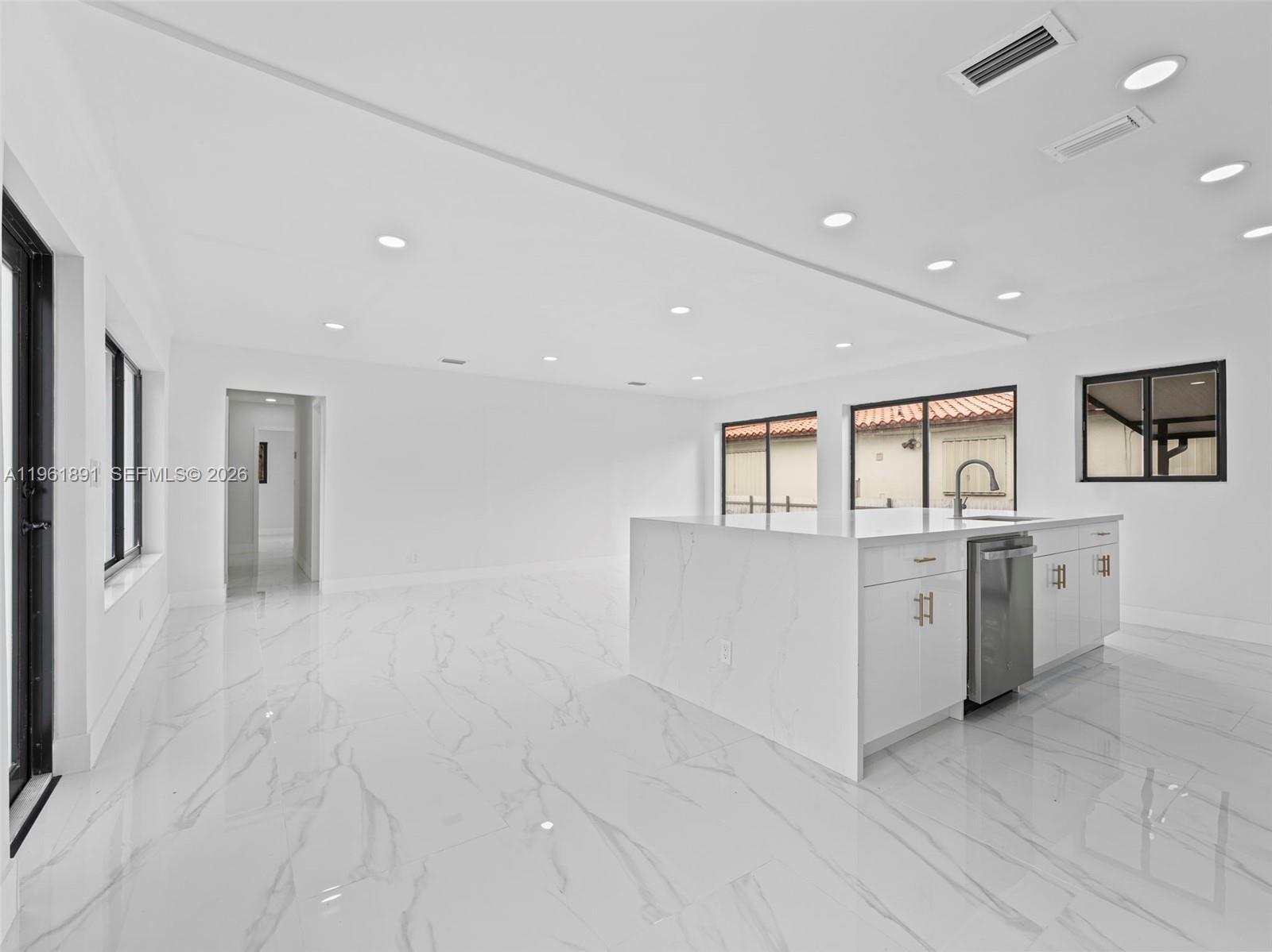 GILBERT SUB - Residential