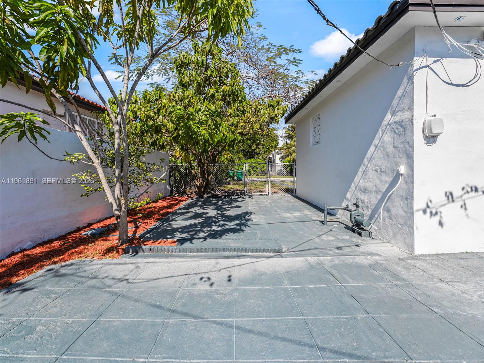 GILBERT SUB - Residential