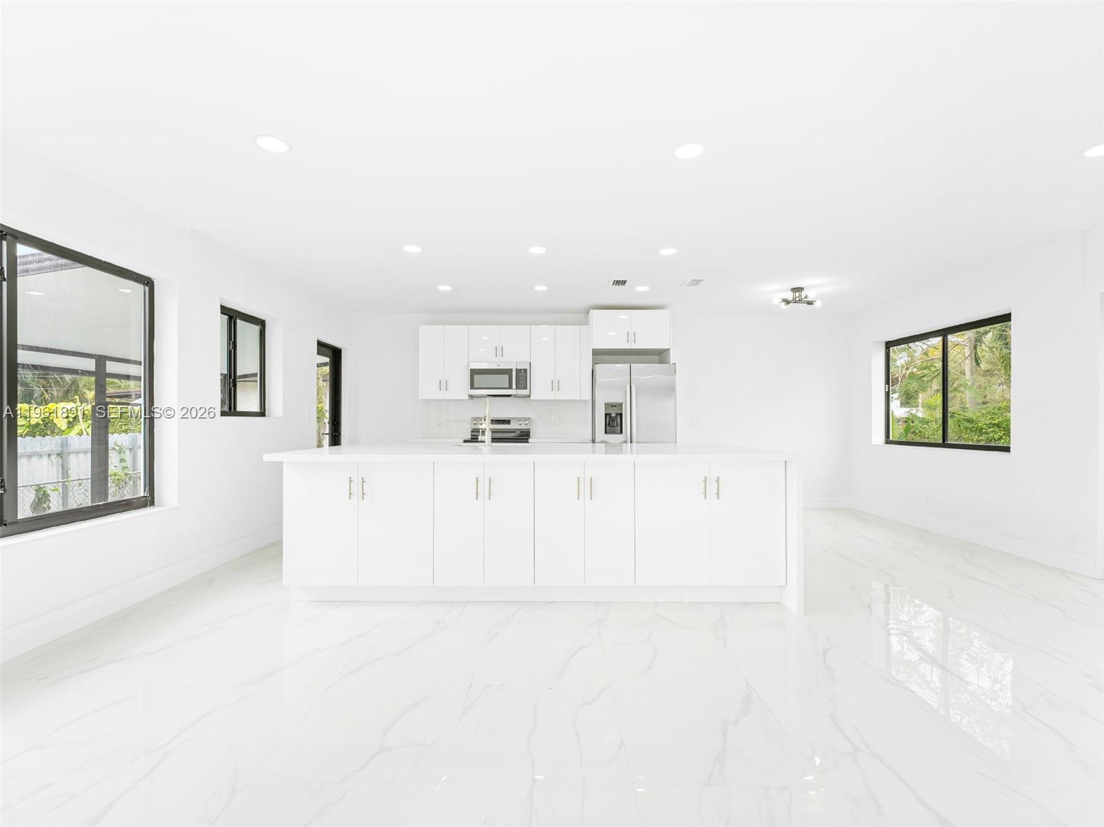 GILBERT SUB - Residential