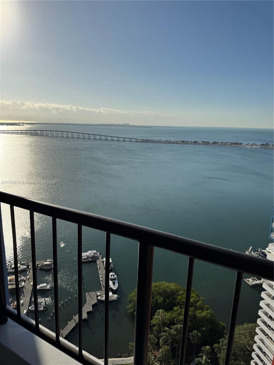 1581 Brickell Ave PH-105