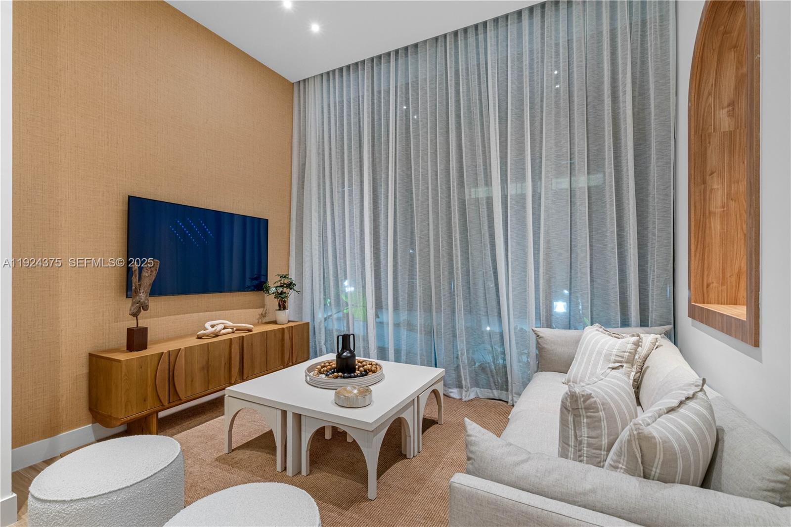 NORTH MIAMI BEACH PLACE - Residential Lease