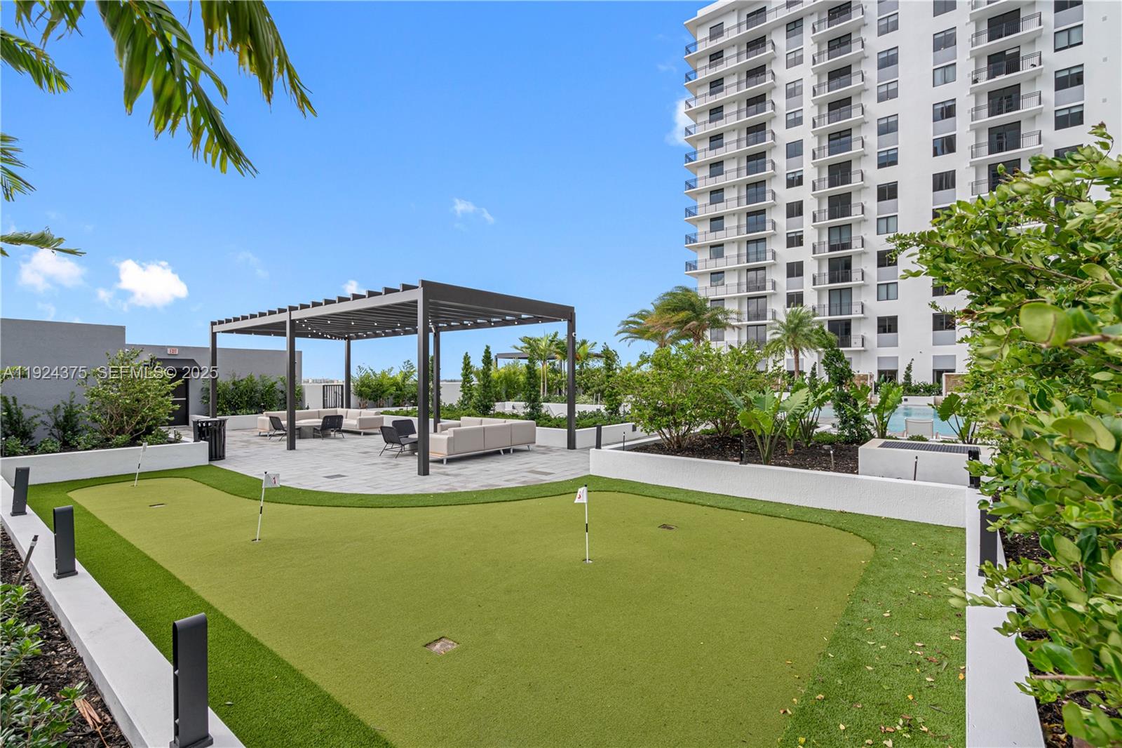 NORTH MIAMI BEACH PLACE - Residential Lease