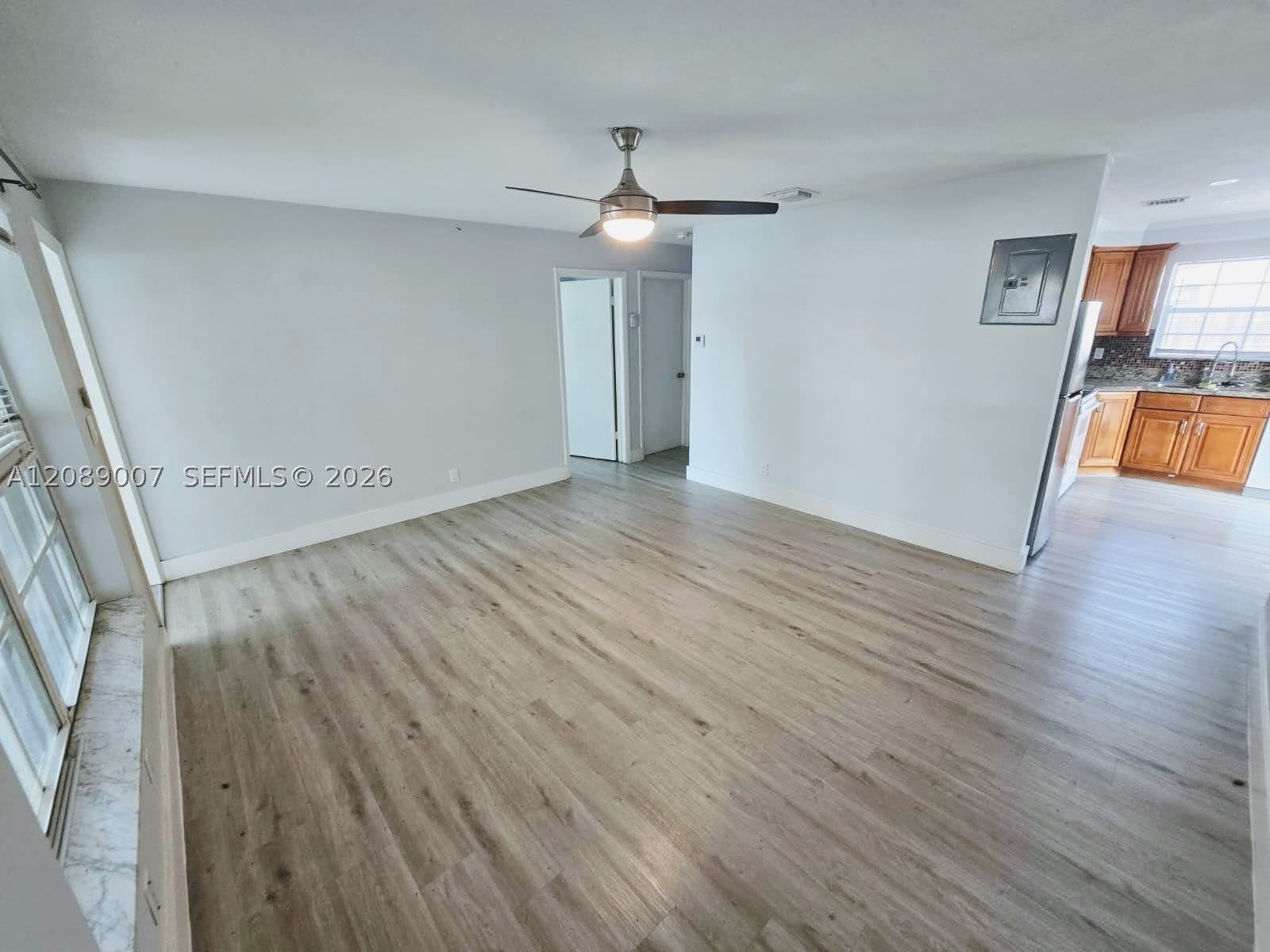 2500 NE 19th Ave 1