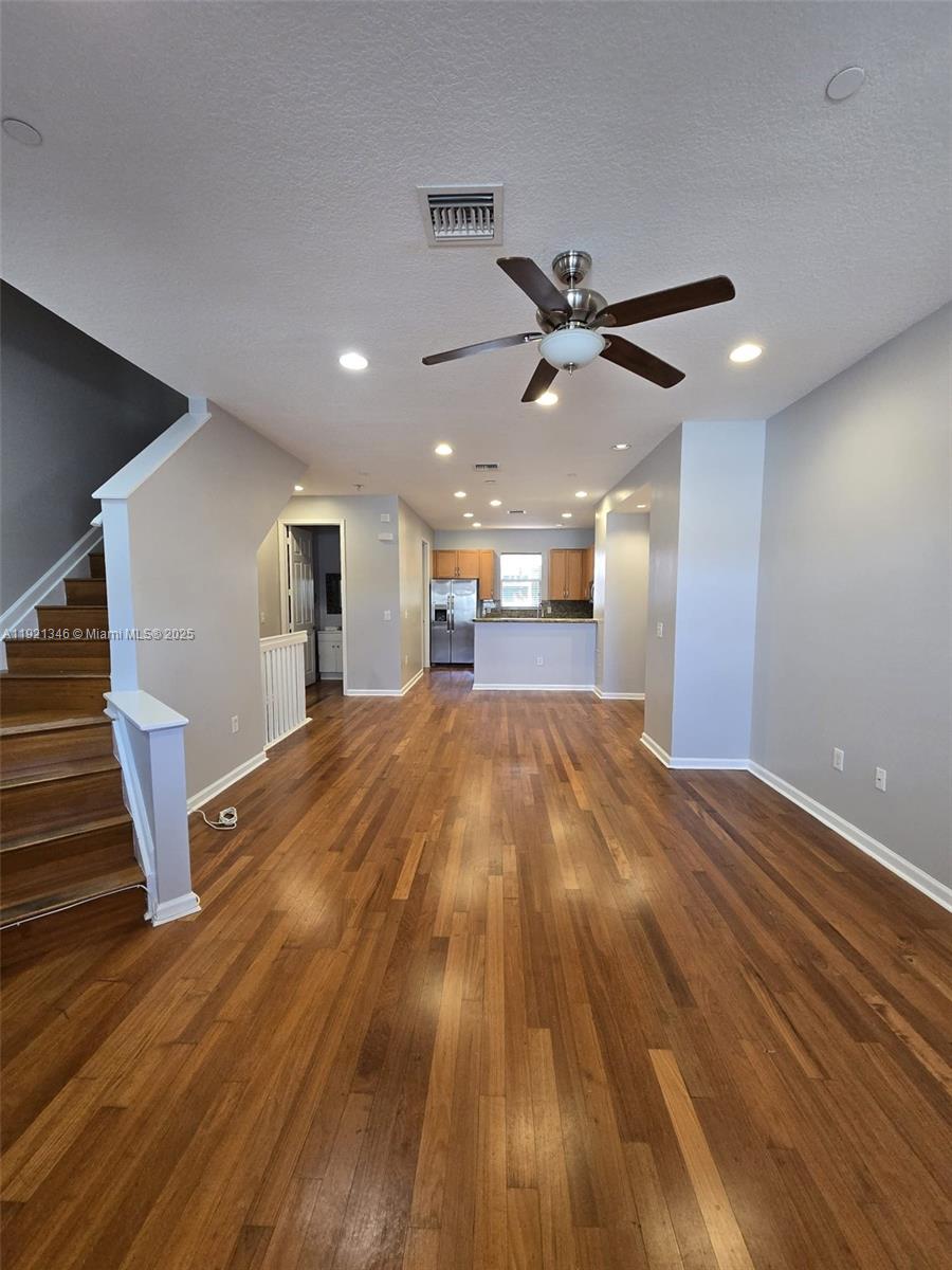 VILLA MEDICI CONDO - Residential Lease