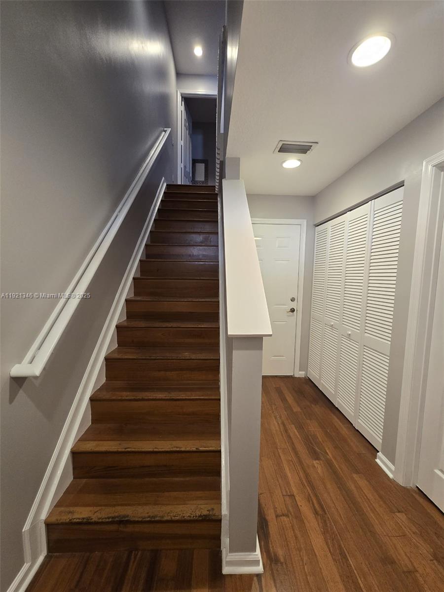 VILLA MEDICI CONDO - Residential Lease