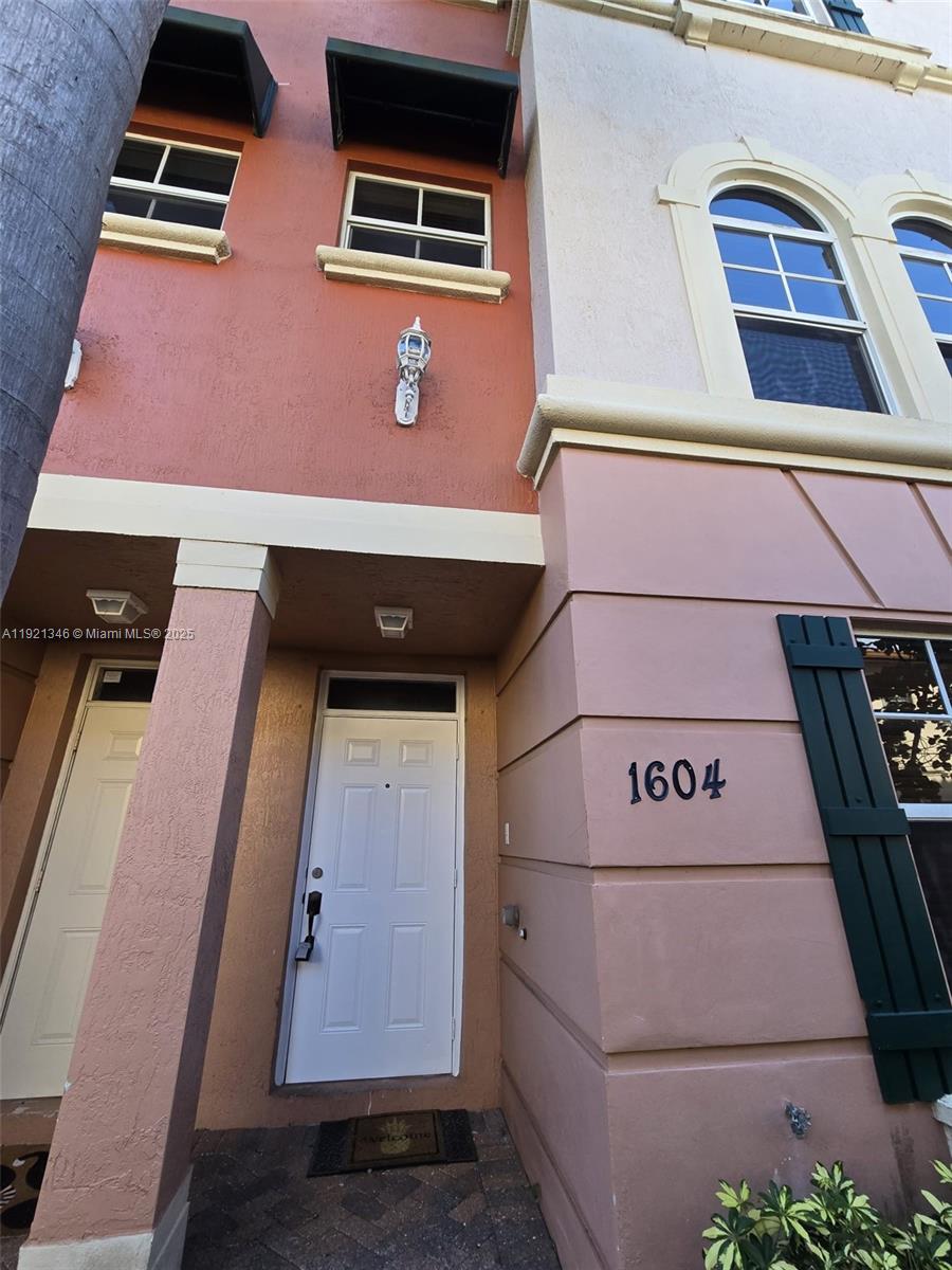 VILLA MEDICI CONDO - Residential Lease