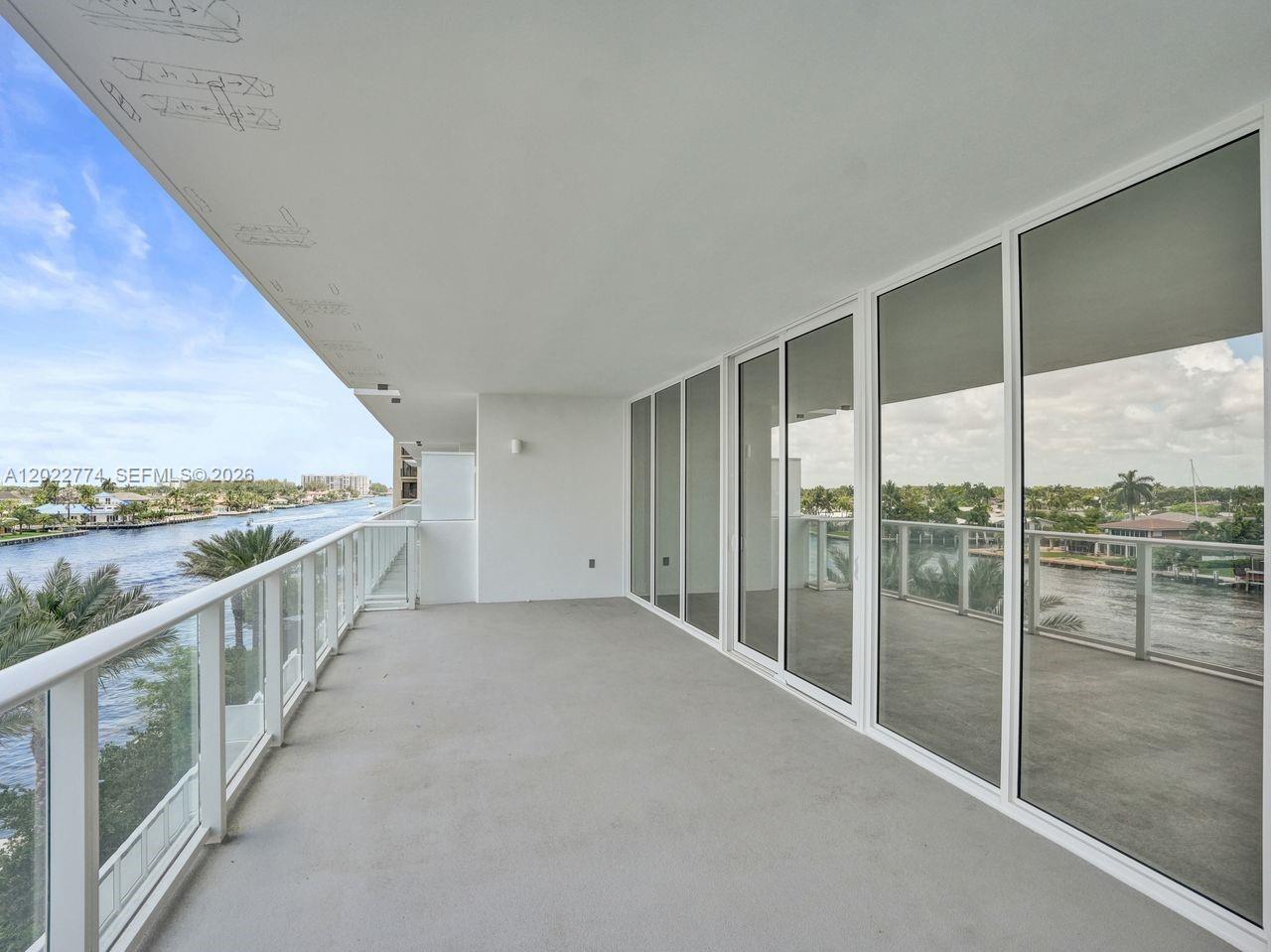 Entourage in the Sun - Residential