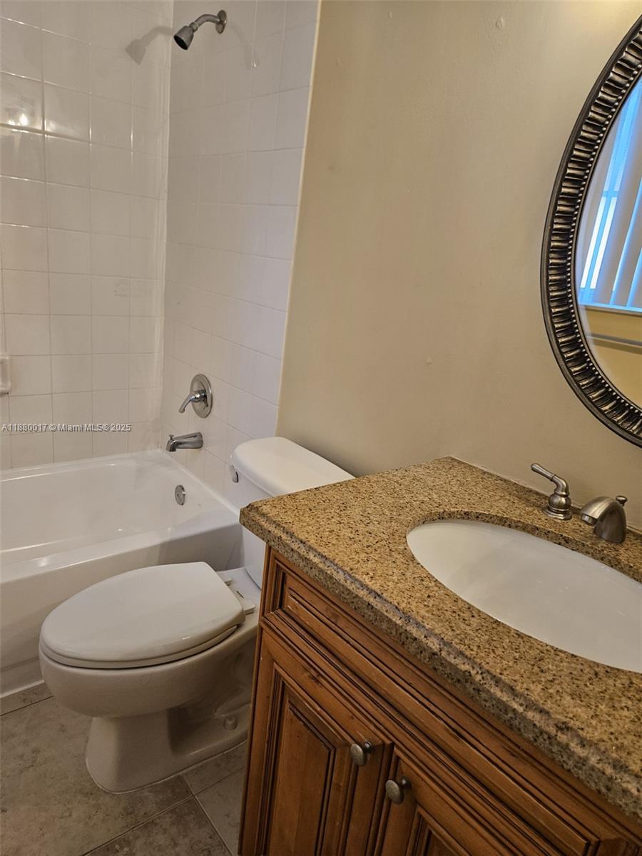 ST ANDREWS CONDO - Residential Lease