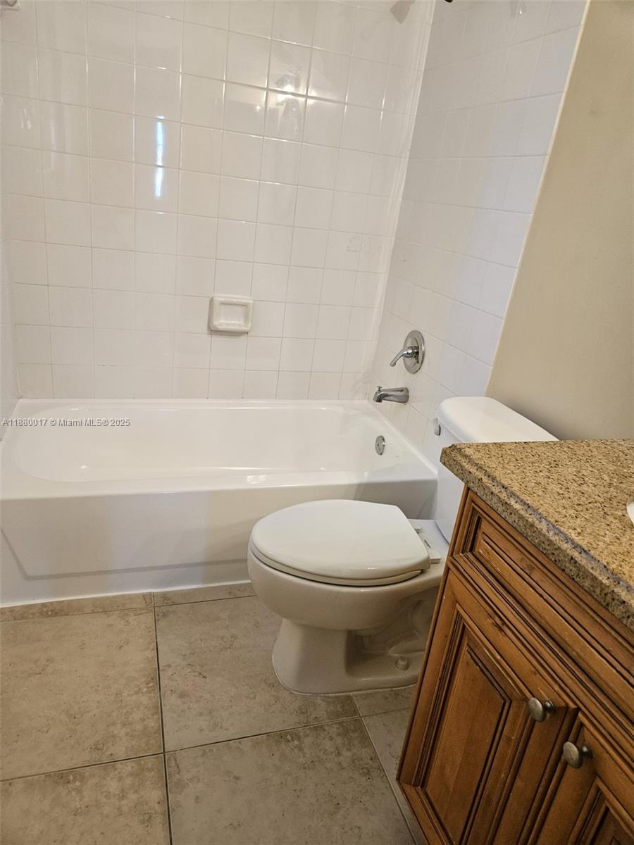 ST ANDREWS CONDO - Residential Lease