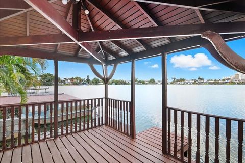 7048 W 17th Ct Hialeah FL 33014