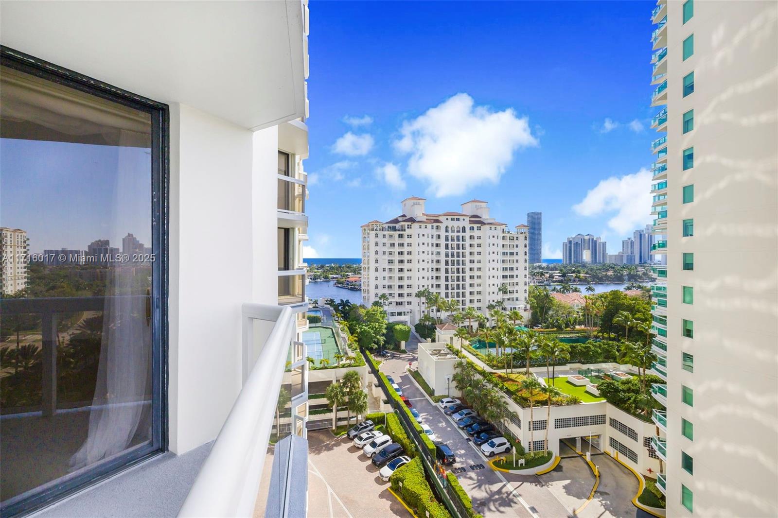 Property for Sale at 20185 E Country Club Dr 1004, Aventura, Miami-Dade County, Florida - Bedrooms: 2 
Bathrooms: 2  - $440,000