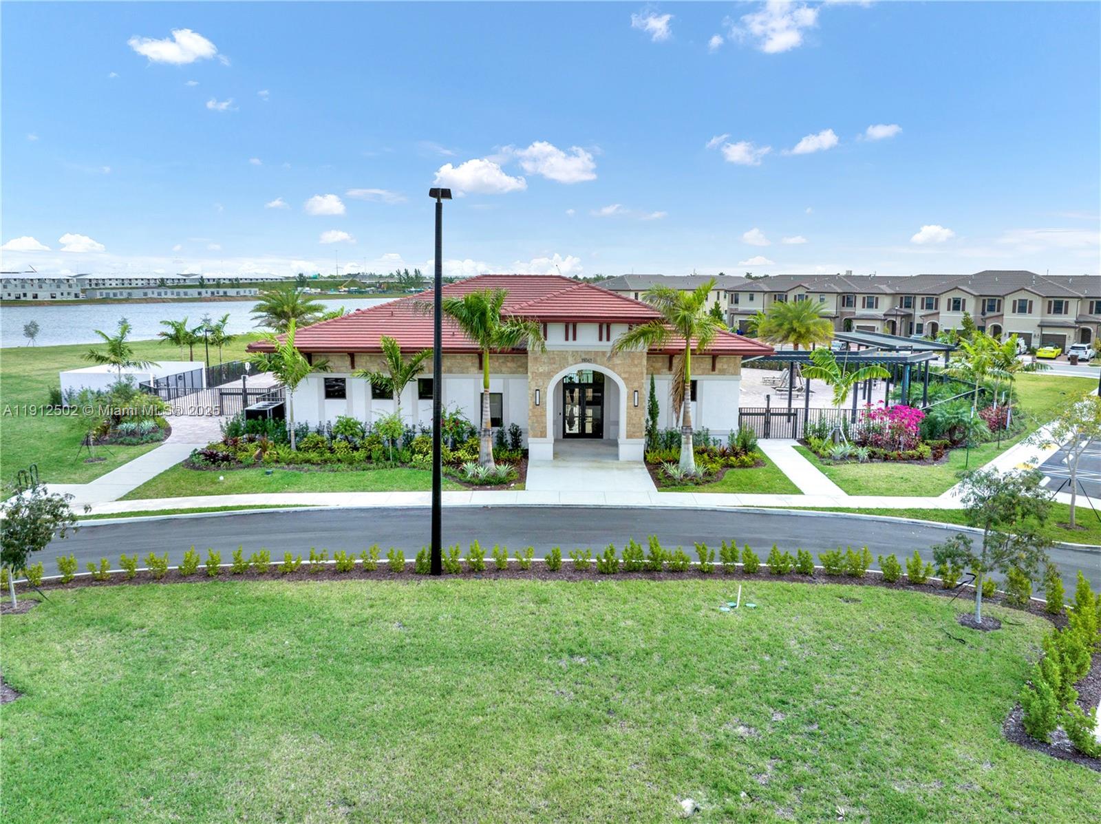 AQUABELLA SECTION TWO - Residential