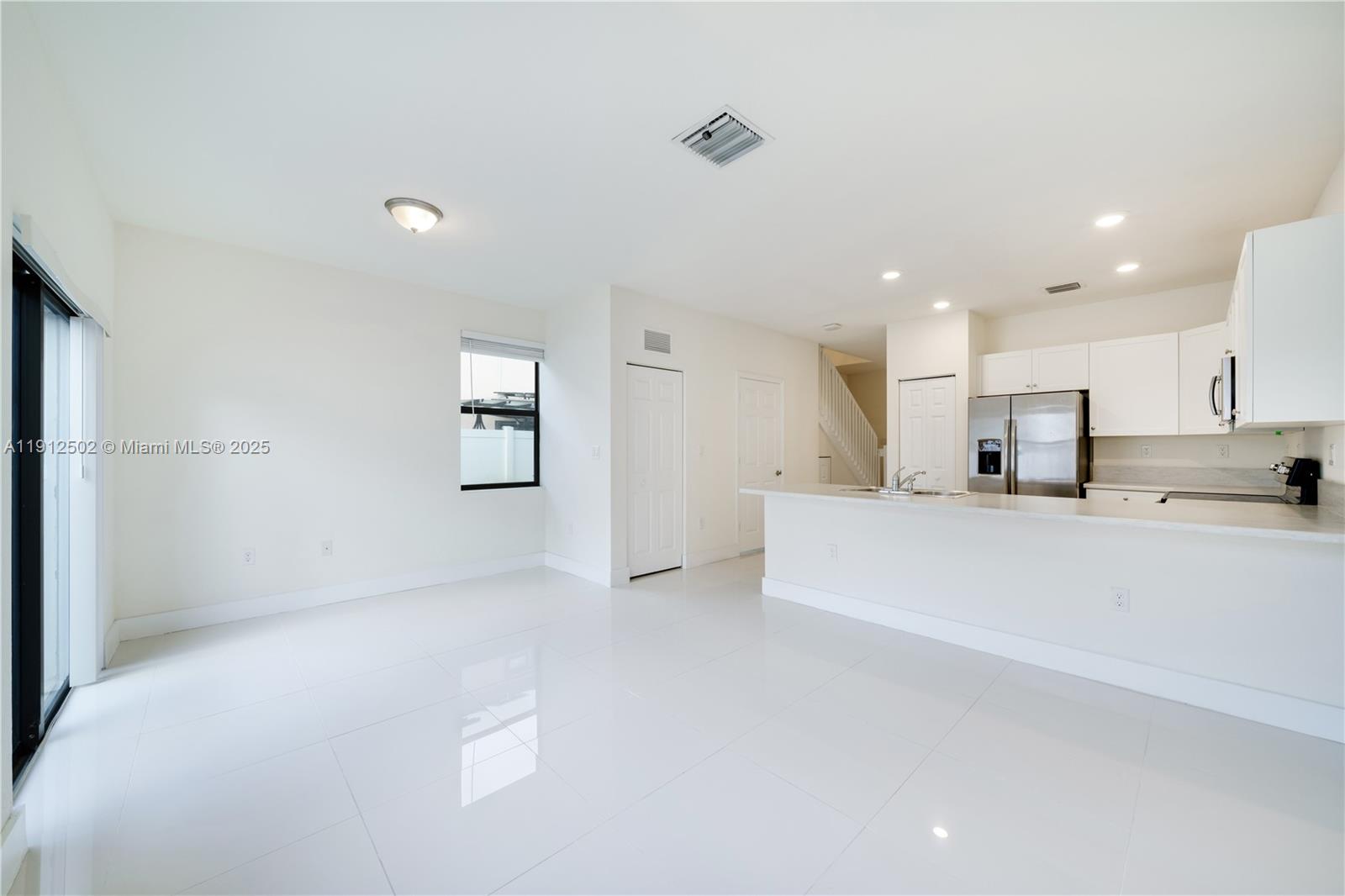 AQUABELLA SECTION TWO - Residential