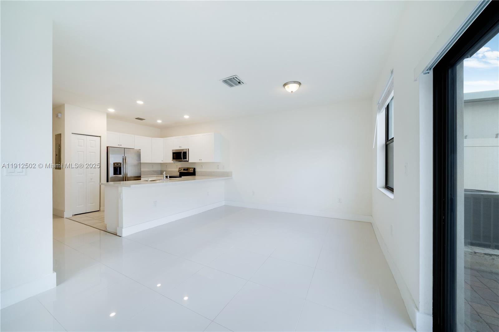 AQUABELLA SECTION TWO - Residential