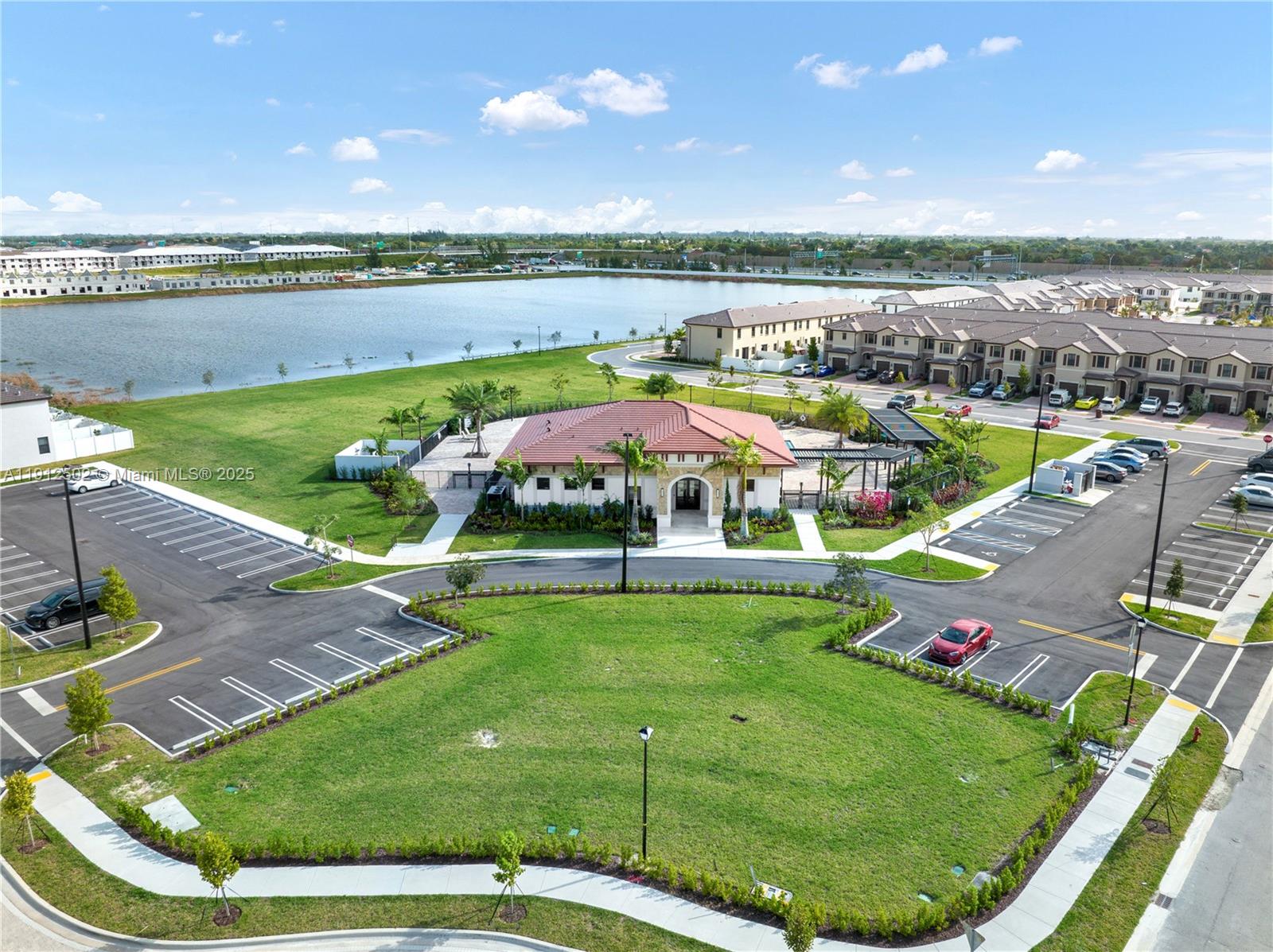 AQUABELLA SECTION TWO - Residential