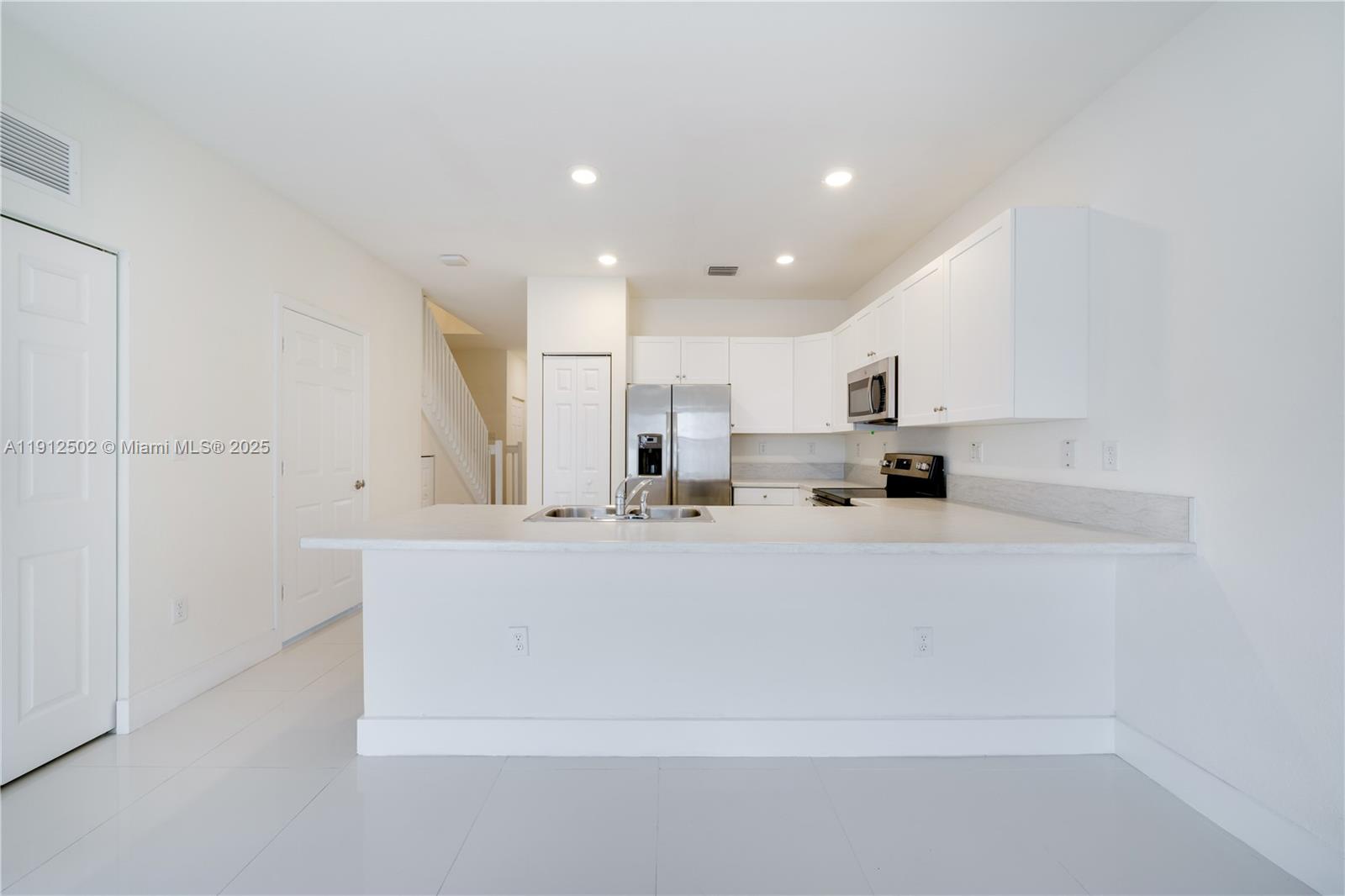 AQUABELLA SECTION TWO - Residential