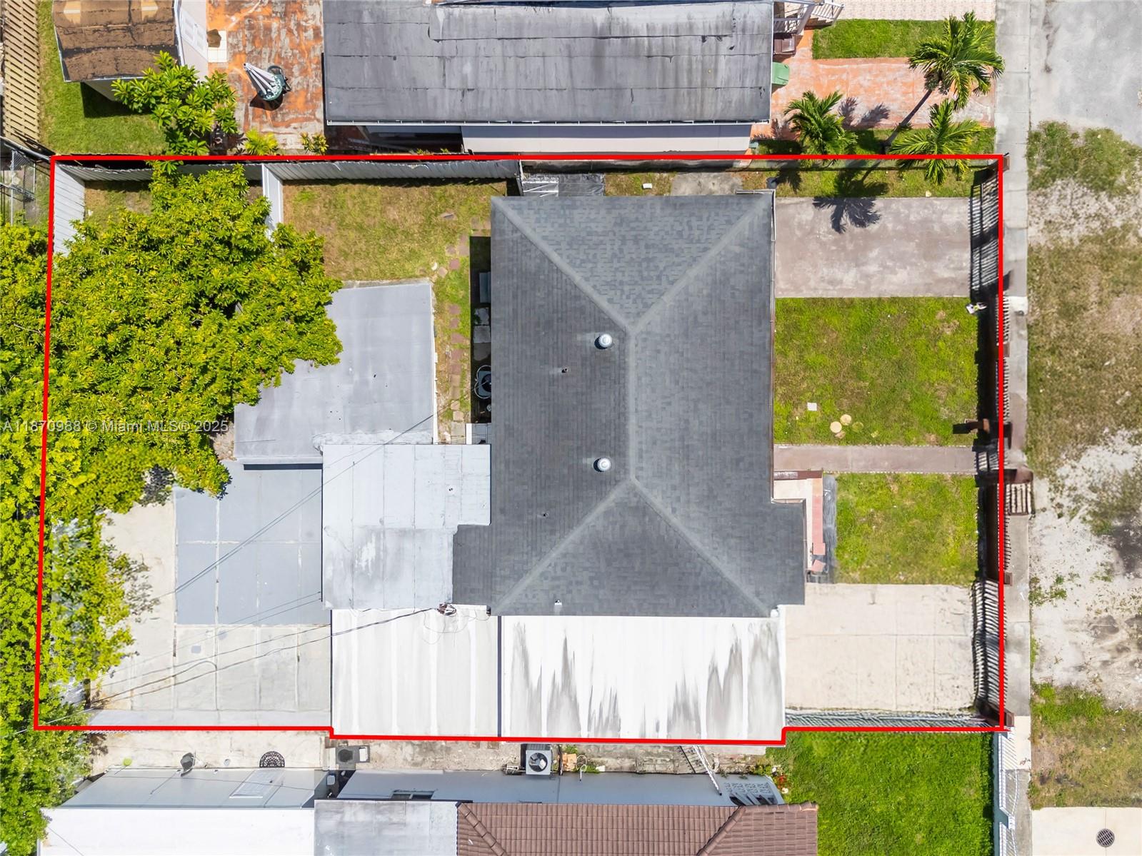 PALM ESTATES - Residential