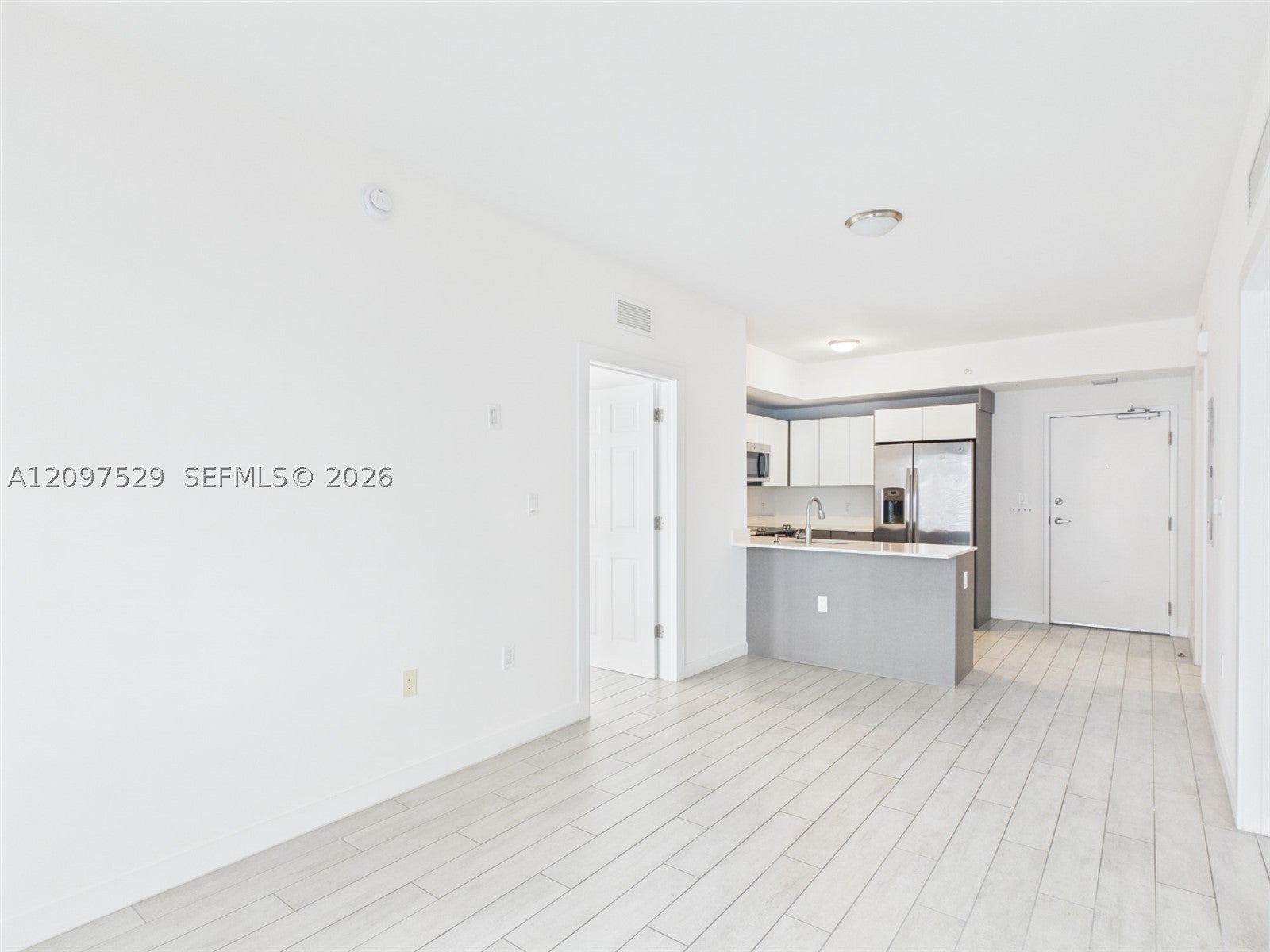 321 NE 26th St 717