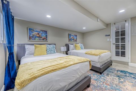 Tiny photo for 204 SE 4th Ter, Dania Beach, FL 33004 (MLS # A12027409)