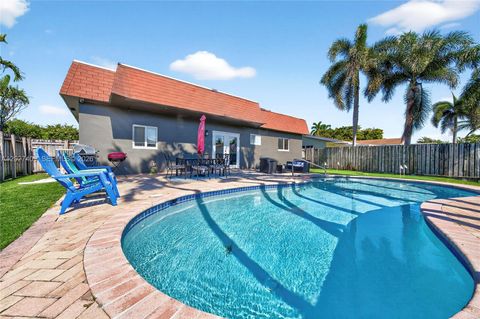 Tiny photo for 204 SE 4th Ter, Dania Beach, FL 33004 (MLS # A12027409)