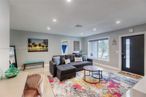 Tiny photo for 204 SE 4th Ter, Dania Beach, FL 33004 (MLS # A12027409)