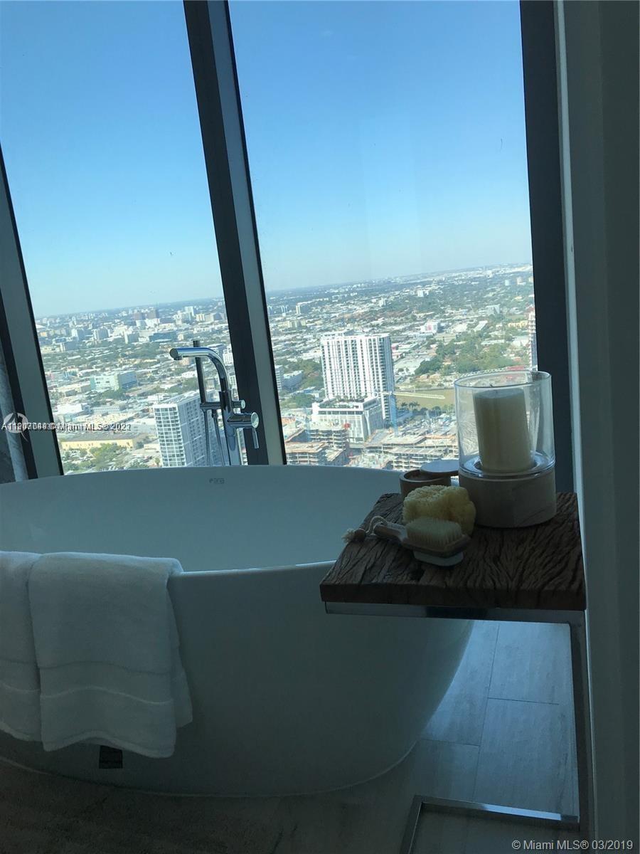 GRAN PARAISO CONDO - Residential Lease