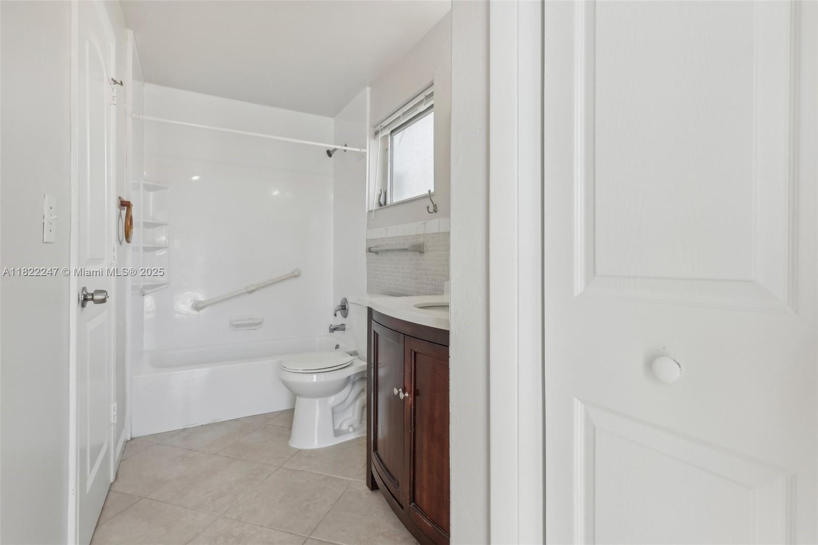 BOULEVARD PARK ISLES SEC - Residential