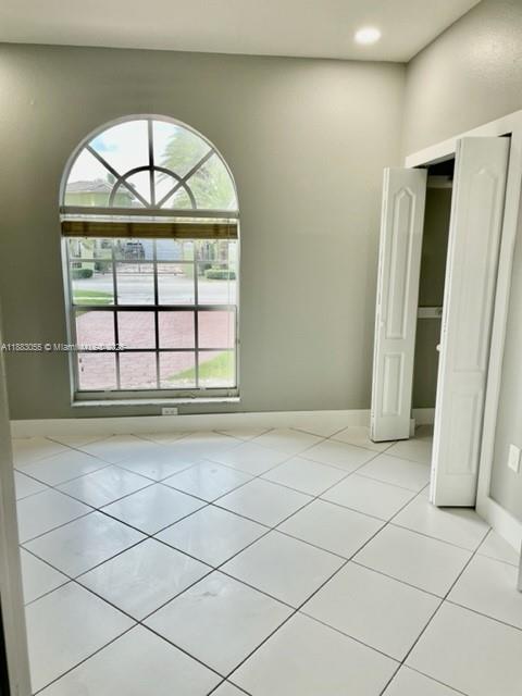 CASTILLIAN SUB - Residential Lease