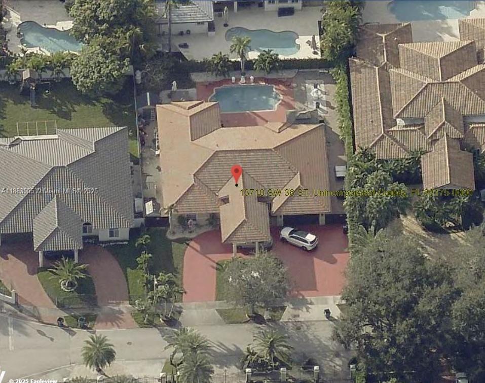 CASTILLIAN SUB - Residential Lease