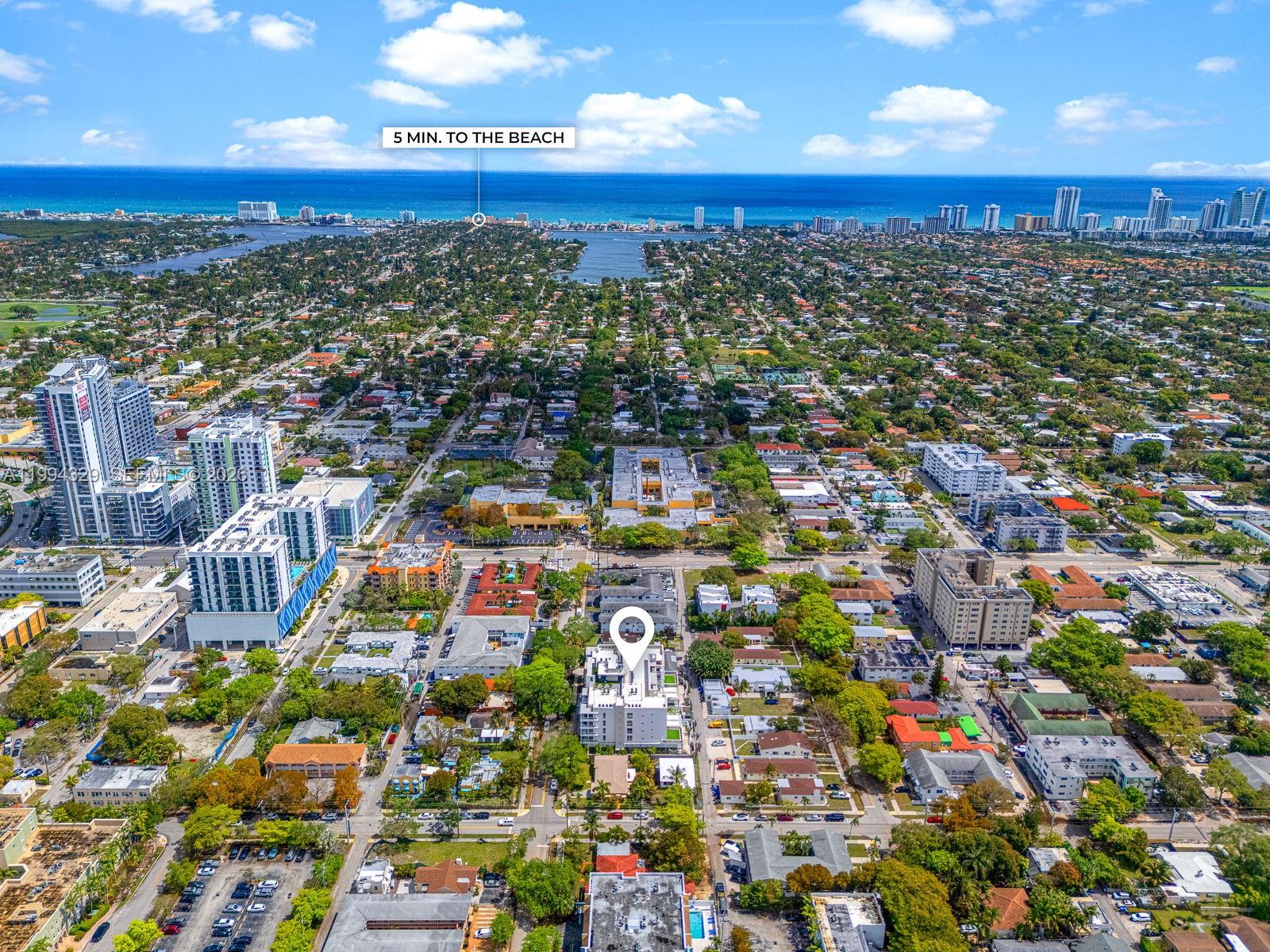 Hollywood 1-21 B - Residential