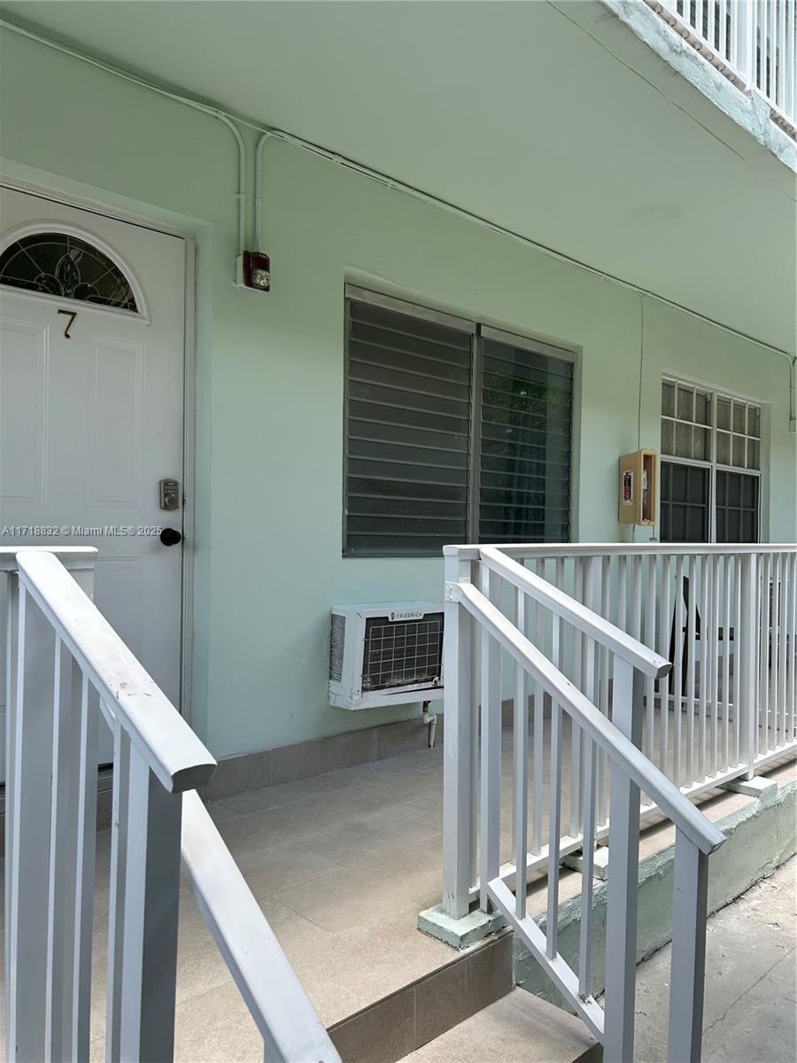 542 Euclid Ave 7, Miami Beach, Miami-Dade County, Florida - 1 Bathrooms - 