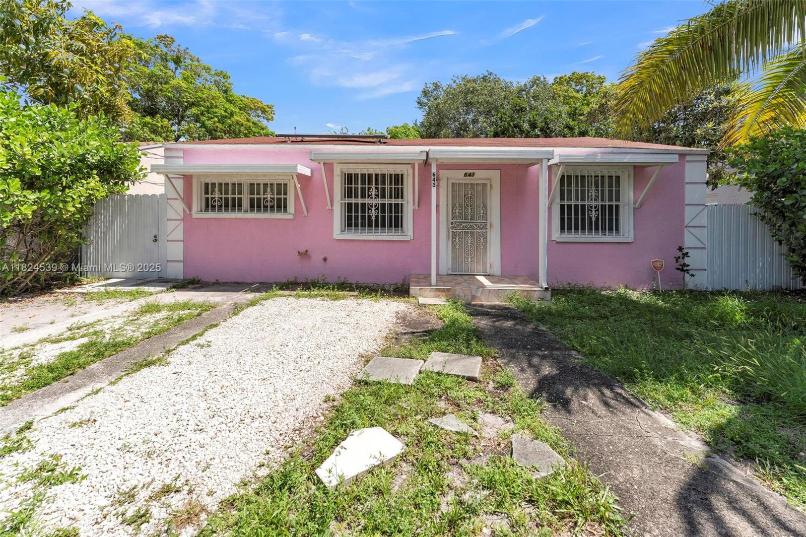 Property for Sale at 643 Ne 130th St, North Miami, Miami-Dade County, Florida - Bedrooms: 2 
Bathrooms: 1  - $380,000