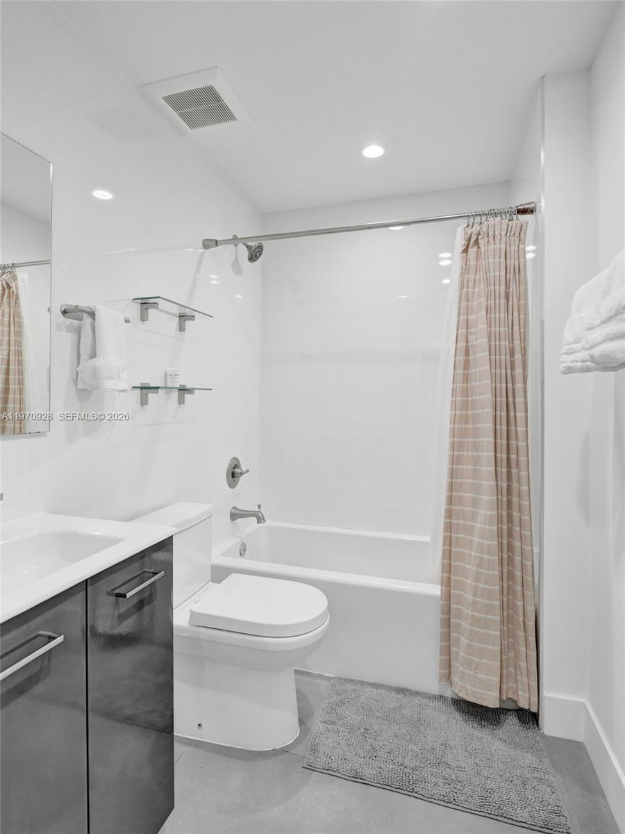 LAUDERDALE - Residential