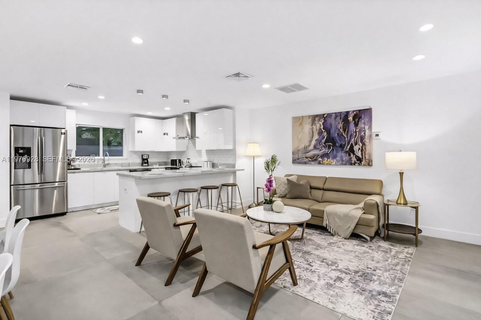 LAUDERDALE - Residential