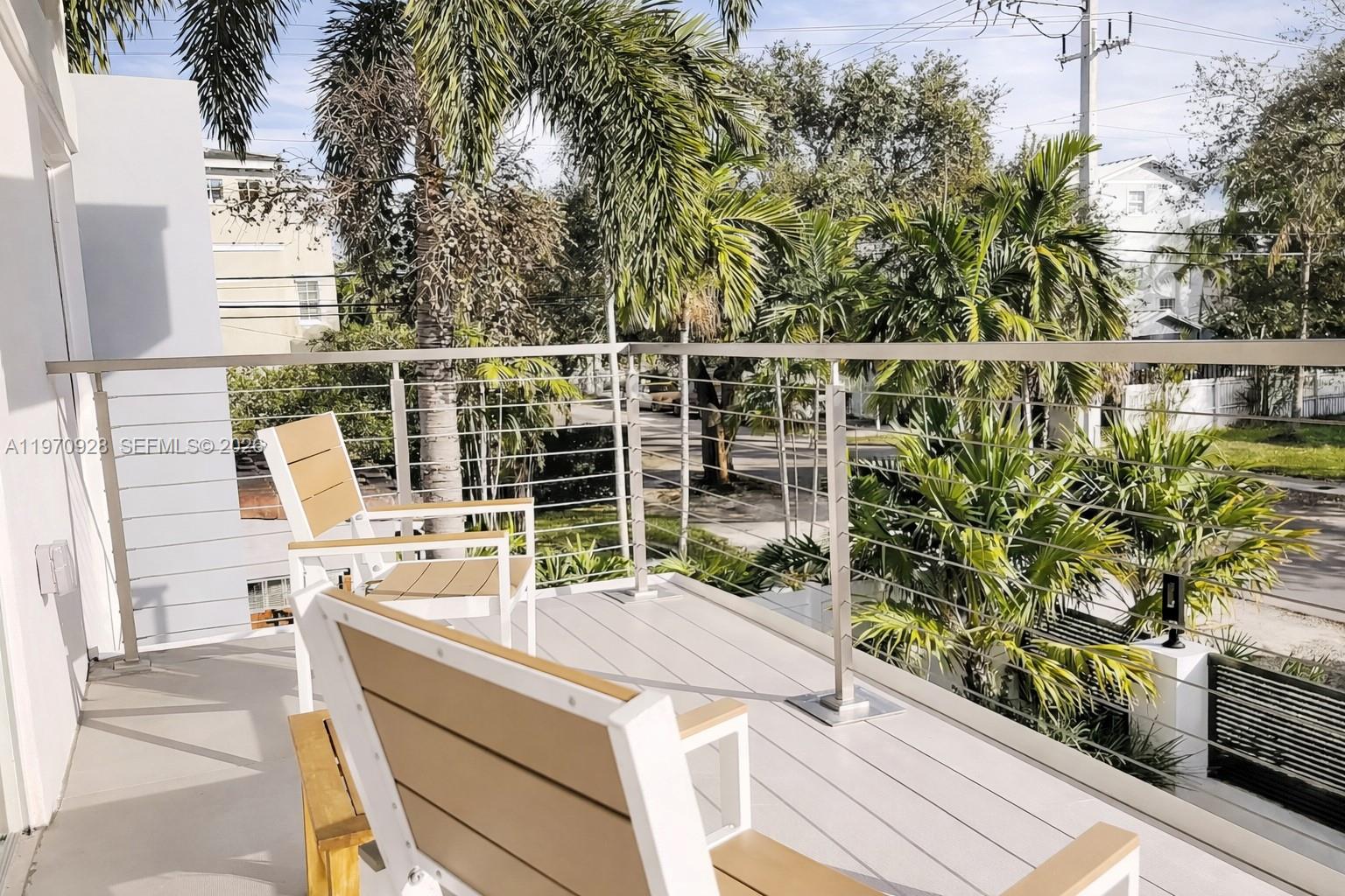 LAUDERDALE - Residential