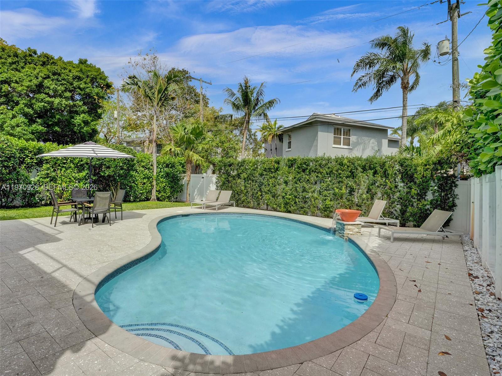 LAUDERDALE - Residential