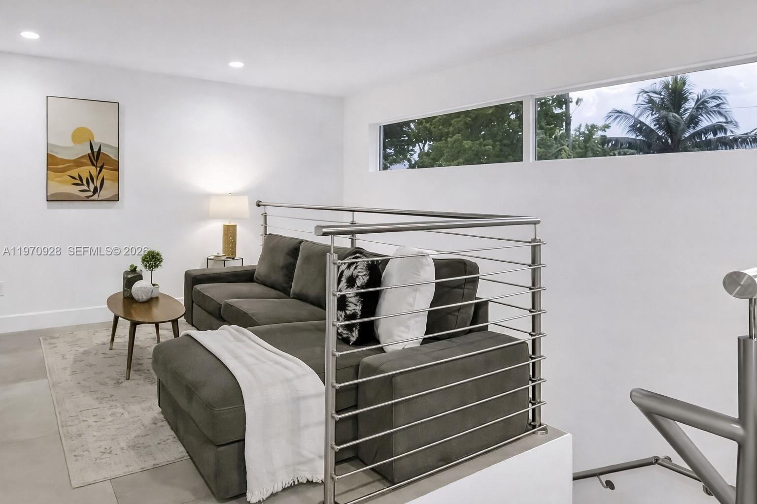 LAUDERDALE - Residential