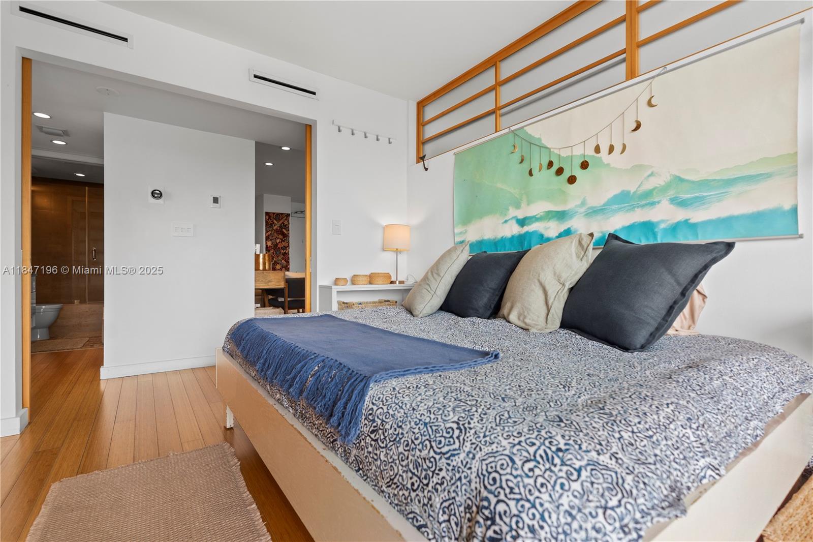 BRICKELL HARBOUR CONDO - Residential