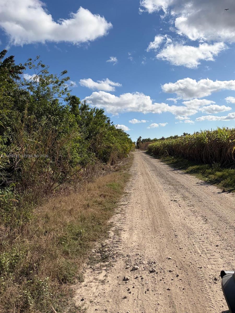 406 St & 212 Avenue 406 St & 212 Avenue