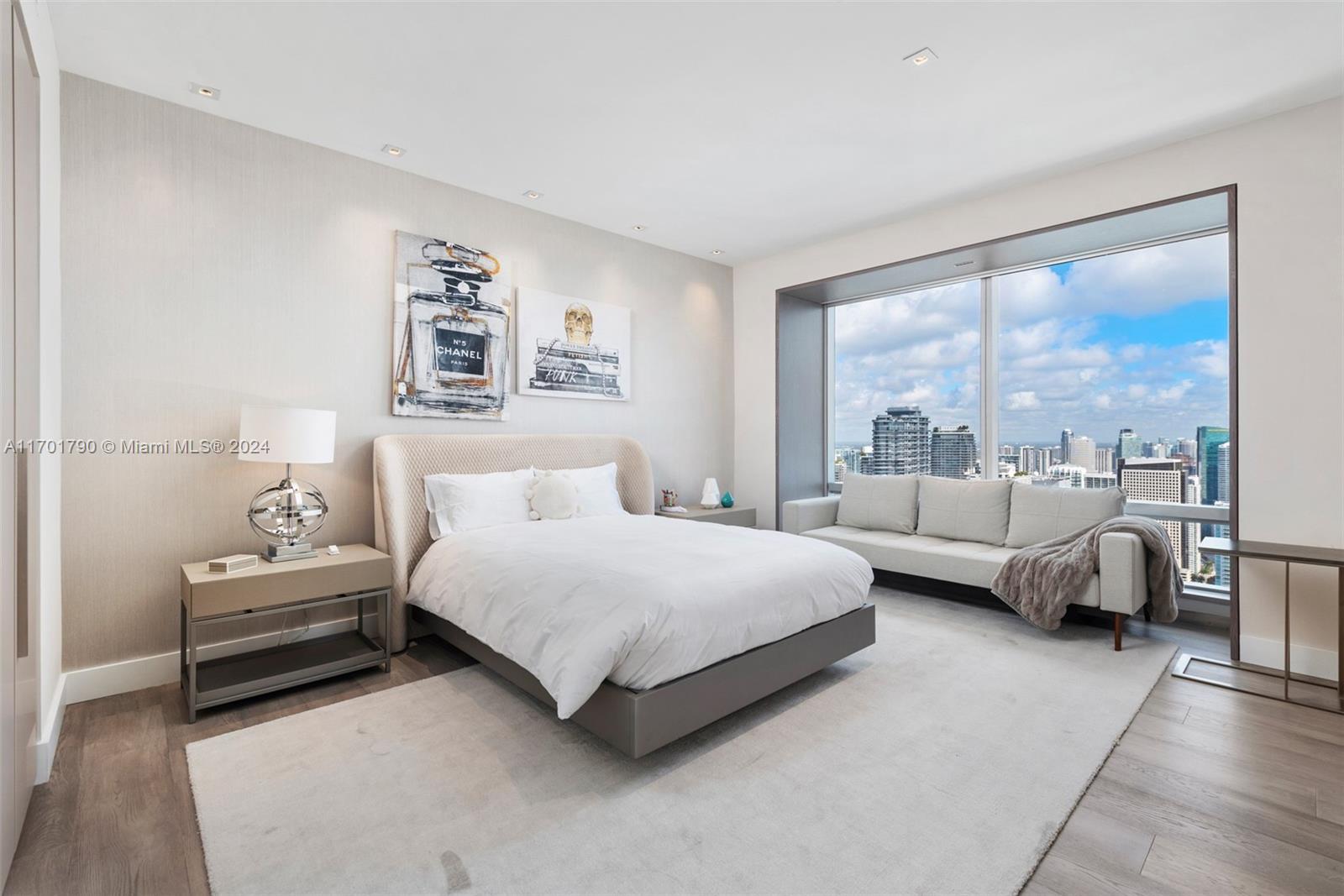 MILLENNIUM TOWER RESIDENC - Residential