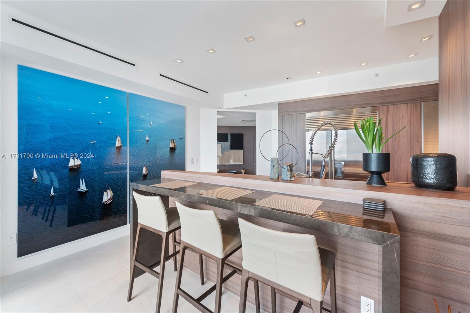 MILLENNIUM TOWER RESIDENC - Residential