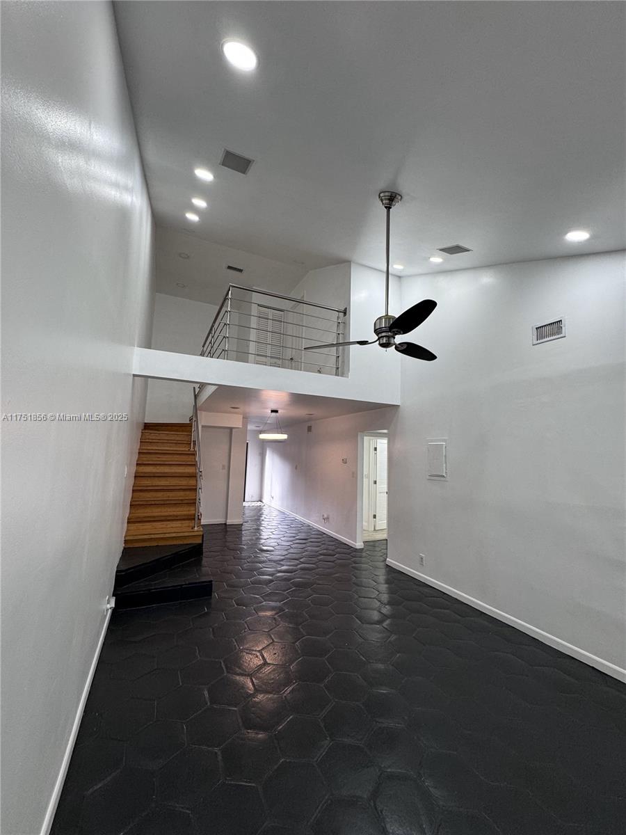Property for Sale at 514 Ne 211th Ter 514, Miami, Broward County, Florida - Bedrooms: 3 
Bathrooms: 2  - $400,000