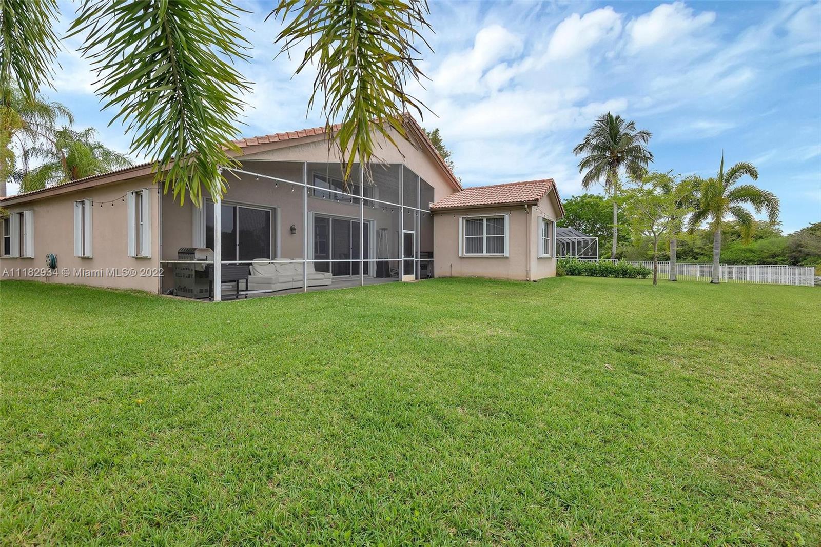 SILVER LAKES AT PEMBROKE - Residential