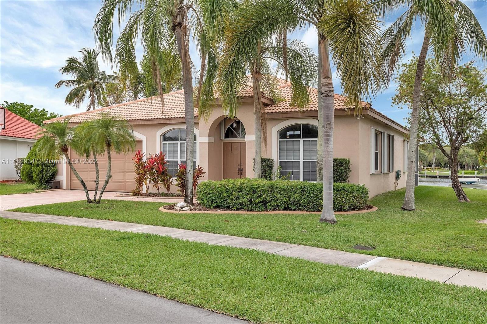 SILVER LAKES AT PEMBROKE - Residential